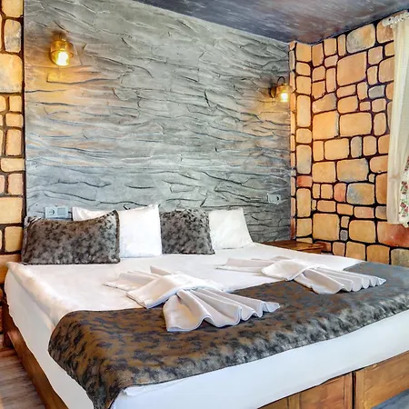 Moonlight Of Cappadocia * Uchisar