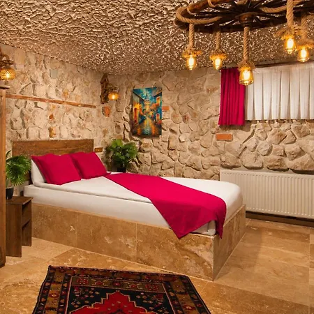 Moonlight Of Cappadocia * Üçhisar